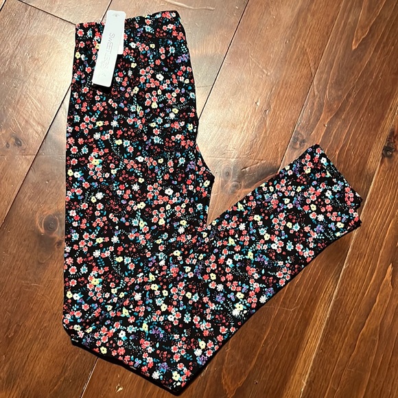 Brand New Floral Leggings - Picture 1 of 1